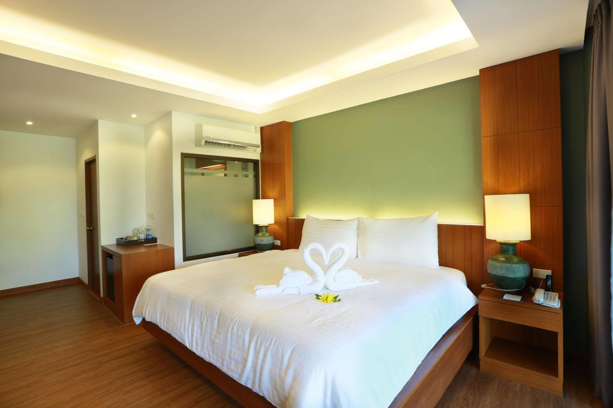 Отель Beyond Krabi 4*